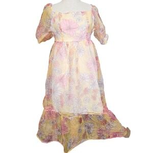 Whimsy fairy cottage core Dress Size Medium Yellow pink Floral  daisys